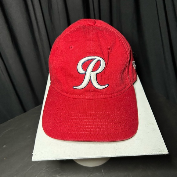Red Cap with White 'R’ for Rainer Logo - Picture 2 of 4